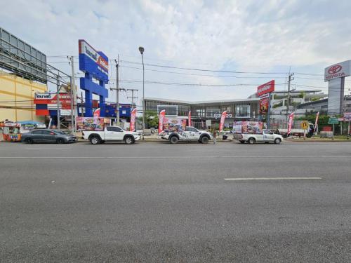 รถแห่ป้ายอุดรธานี